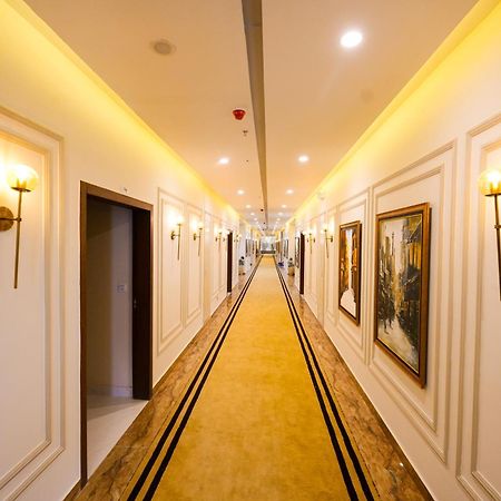 Pavilion Suites - Premium Aparthotel In Bahria Town 拉瓦尔品第 外观 照片