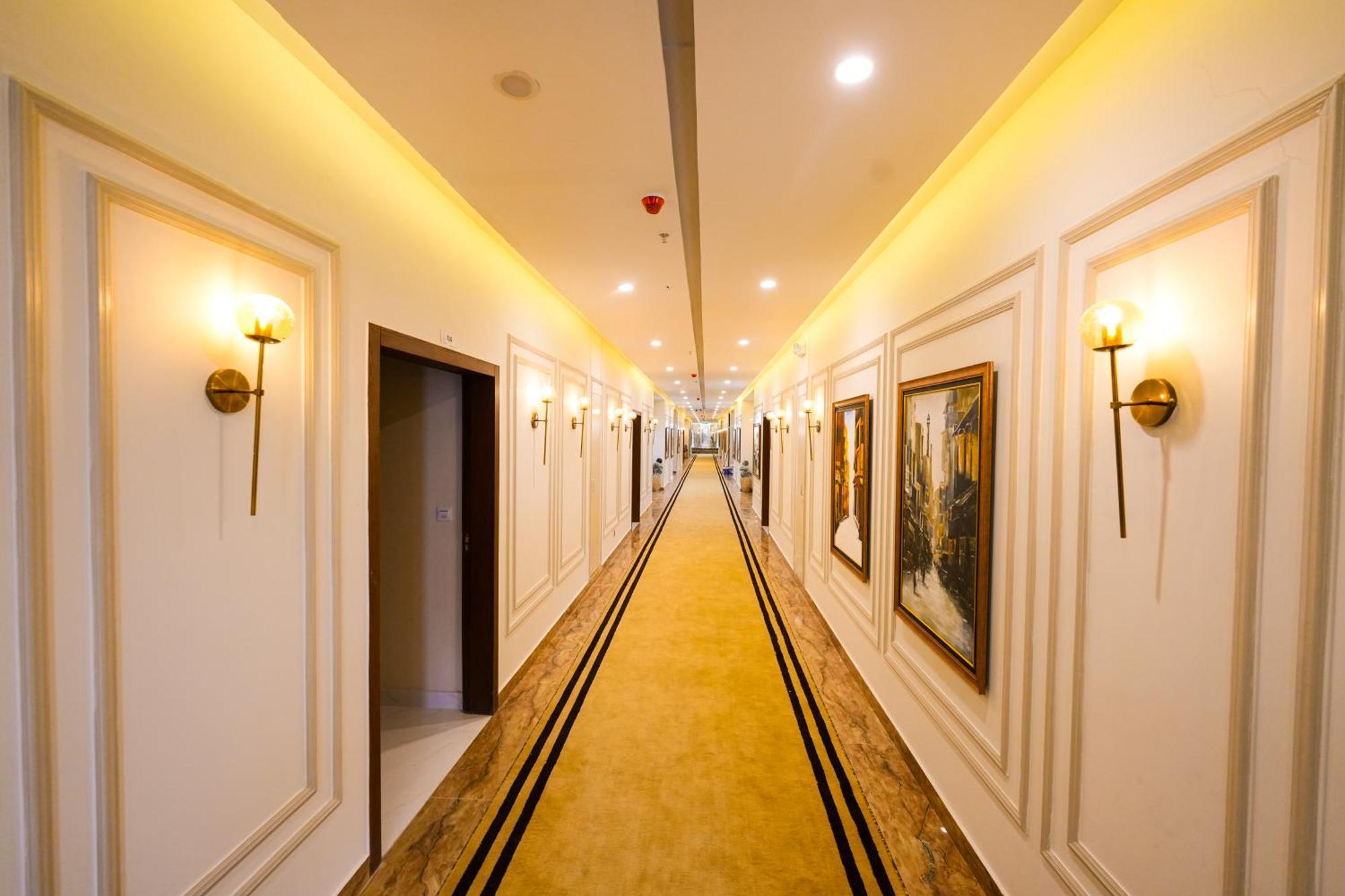 Pavilion Suites - Premium Aparthotel In Bahria Town 拉瓦尔品第 外观 照片