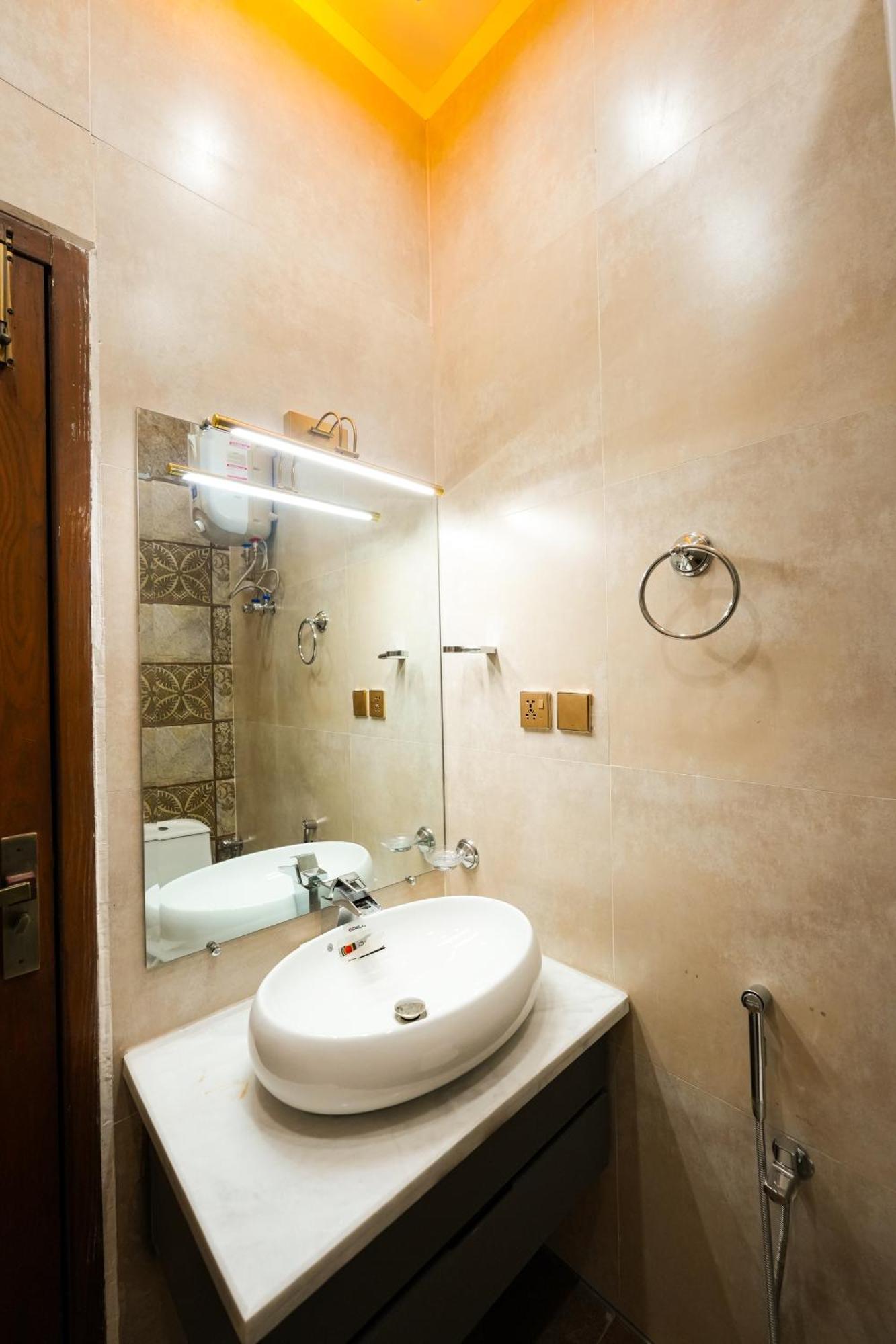 Pavilion Suites - Premium Aparthotel In Bahria Town 拉瓦尔品第 外观 照片