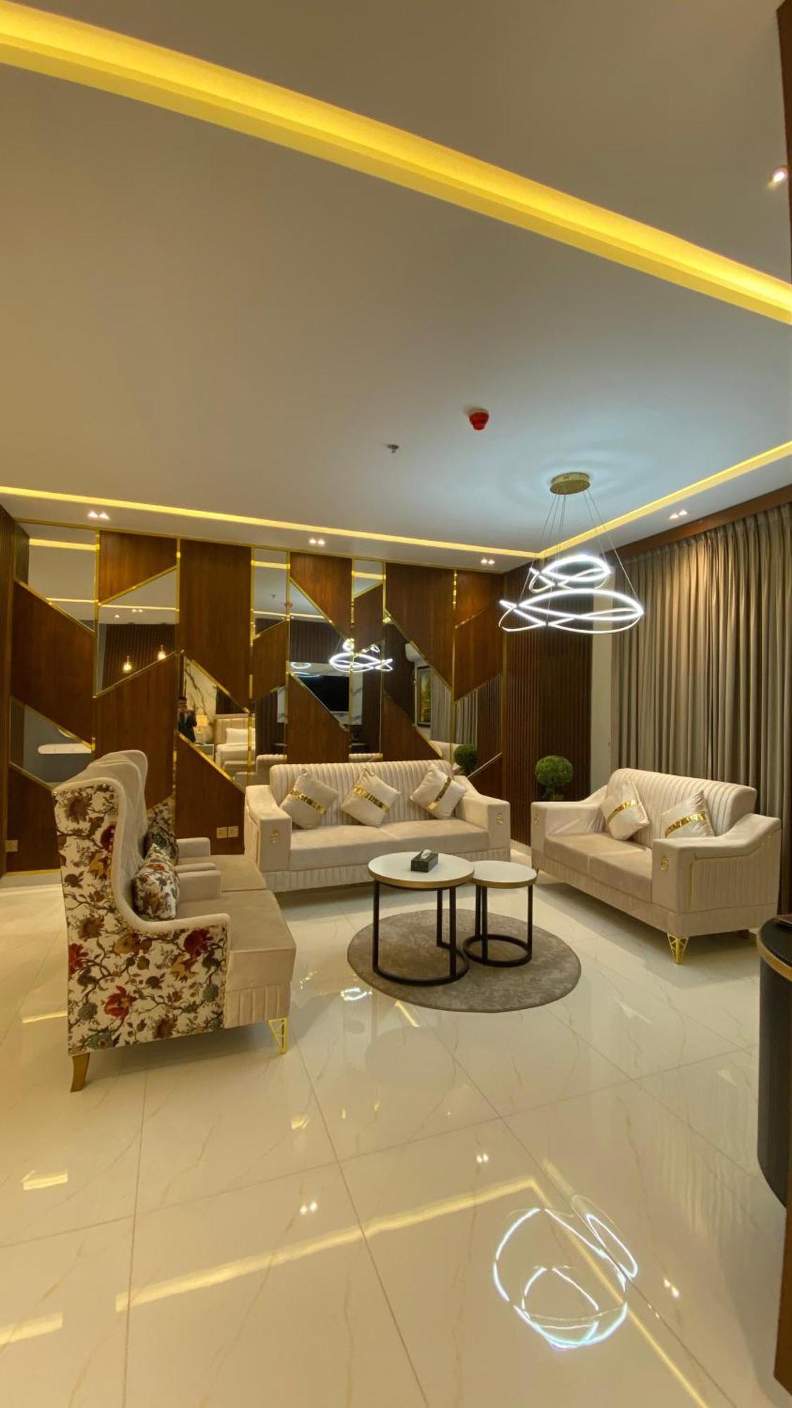 Pavilion Suites - Premium Aparthotel In Bahria Town 拉瓦尔品第 外观 照片